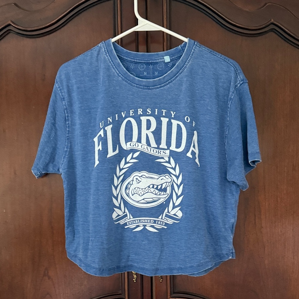 University of Florida Blue T-Shirt size medium GUC